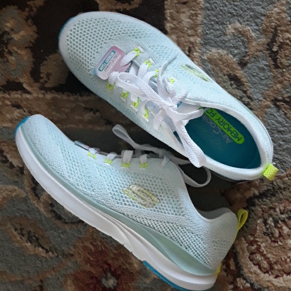 Skechers Shoes - Sketchers Ultra Groove shoes